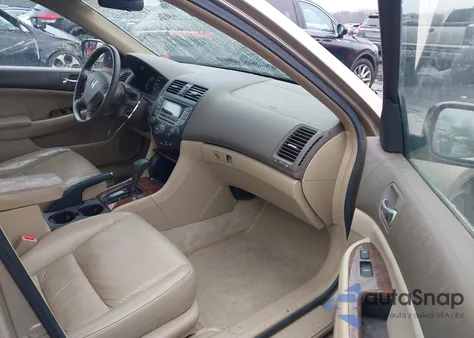 2006 Honda Accord 2.4 Ex from USA, damaged, VIN 1HGCM56836A024440